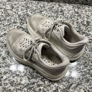 Grey Hoka Bondi 9 size 6.5